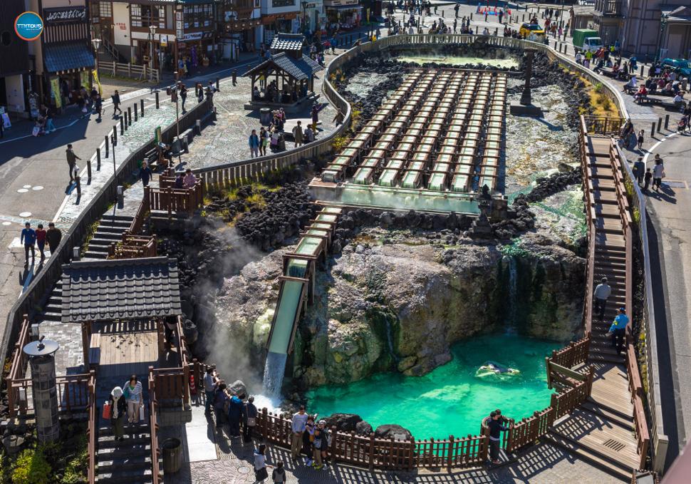 Kusatsu Onsen มุมสูง